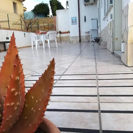 ゲストハウス Locazione Turistica Le Fate 4*