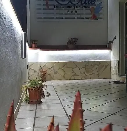 Locazione Turistica Le Fate ゲストハウス