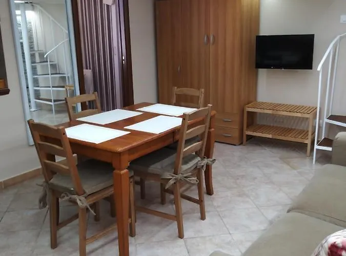 Locazione Turistica Le Fate Pensionat 4*